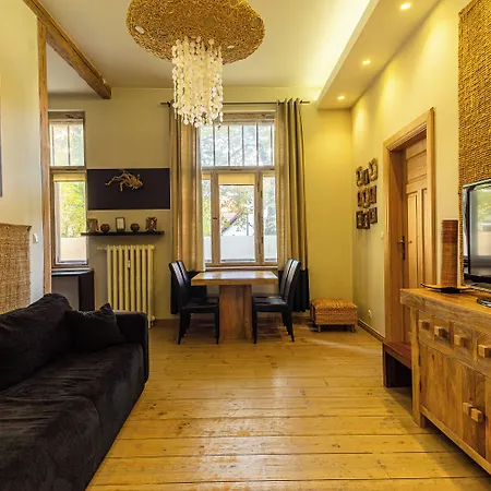 Africana By Grand Apartman